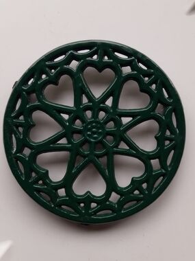 Hart Shaped Cast Iron Trivet - Deep Green